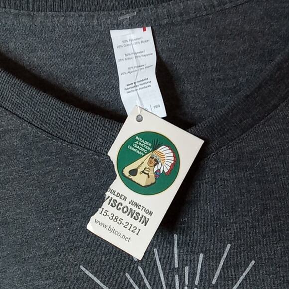 NWT Faith over Mountain women's size 2X dark gray t-shirt. - Picture 2 of 7